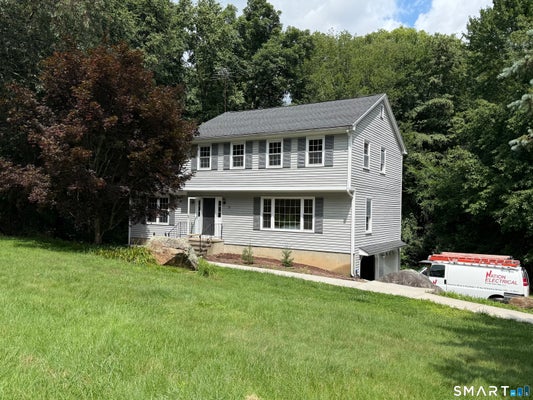 40 HORSE STABLE CIR, SHELTON, CT 06484 - Image be803ebcf73c455b99d22e48e0fe3f65/4224924360