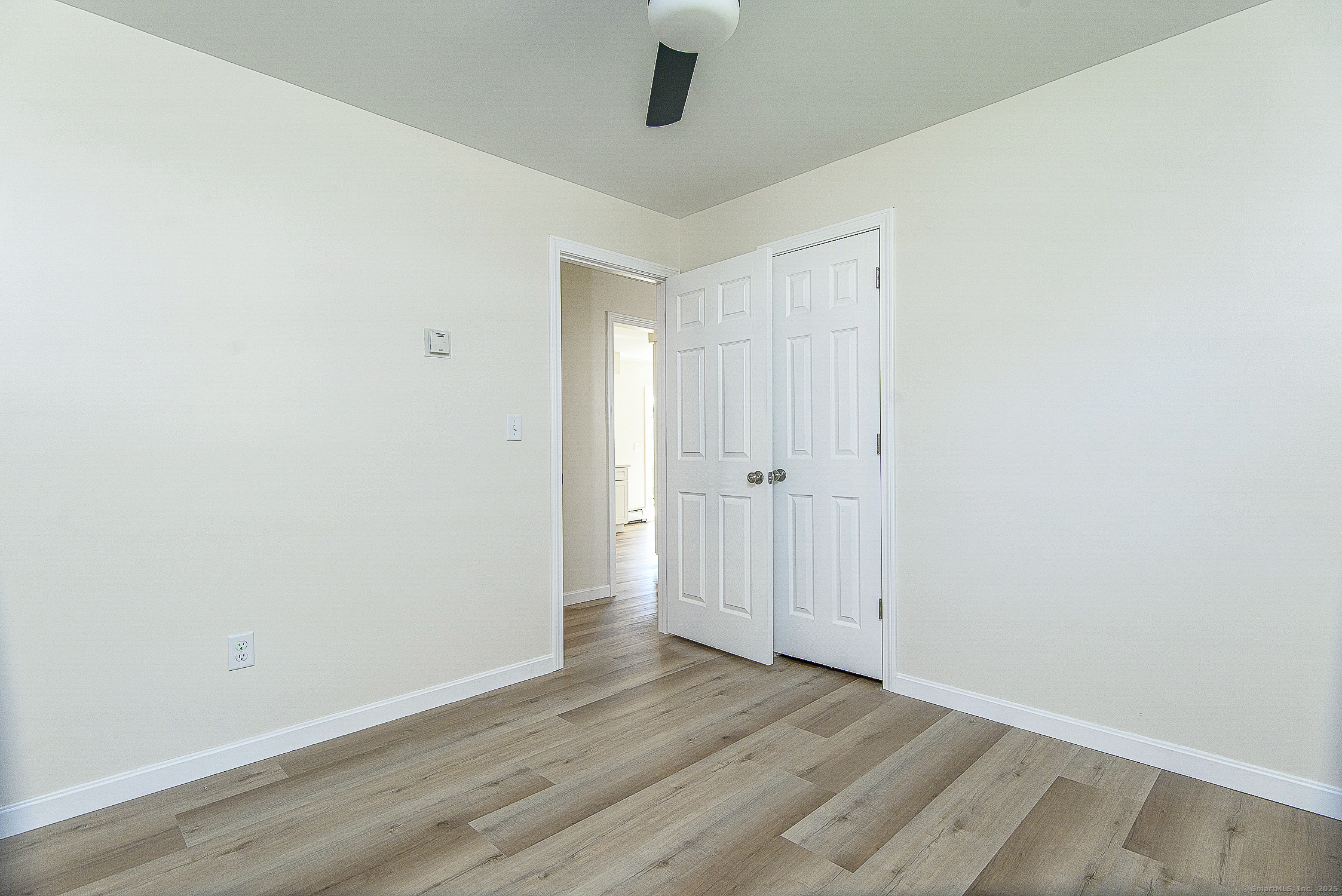 Killingly, Connecticut 06239, United States, 3 Bedrooms Bedrooms, ,2 BathroomsBathrooms,Residential,Pending,201609