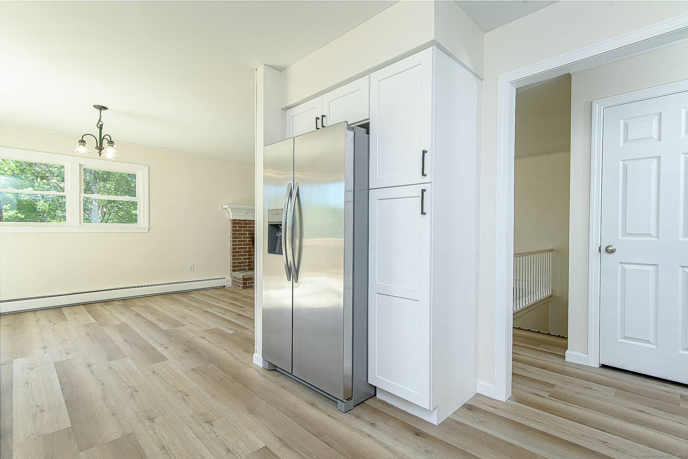 Killingly, Connecticut 06239, United States, 3 Bedrooms Bedrooms, ,2 BathroomsBathrooms,Residential,Pending,201609