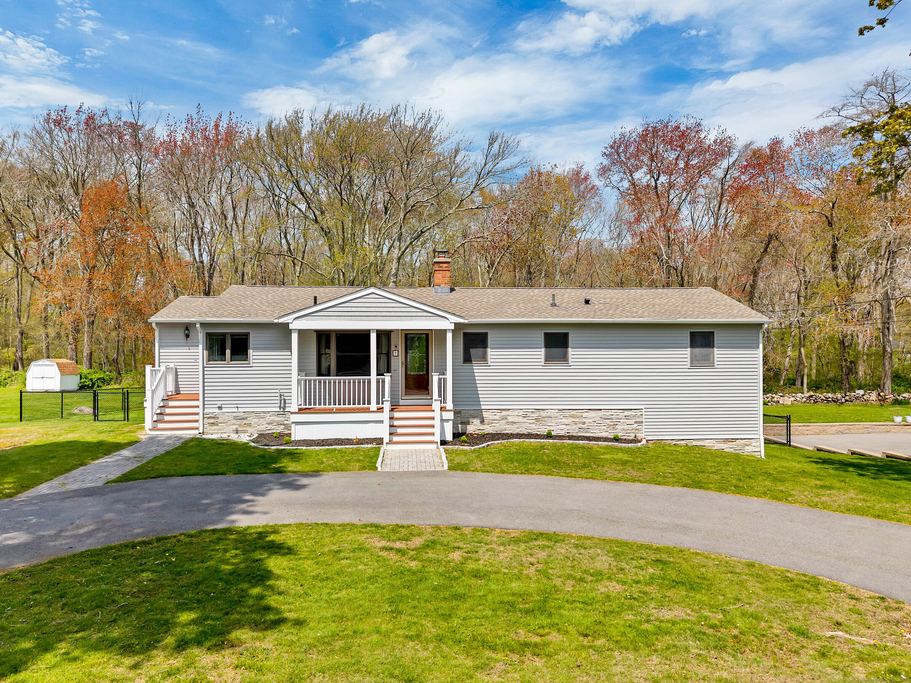 7 Old Black Point Road, East Lyme, Connecticut image 2