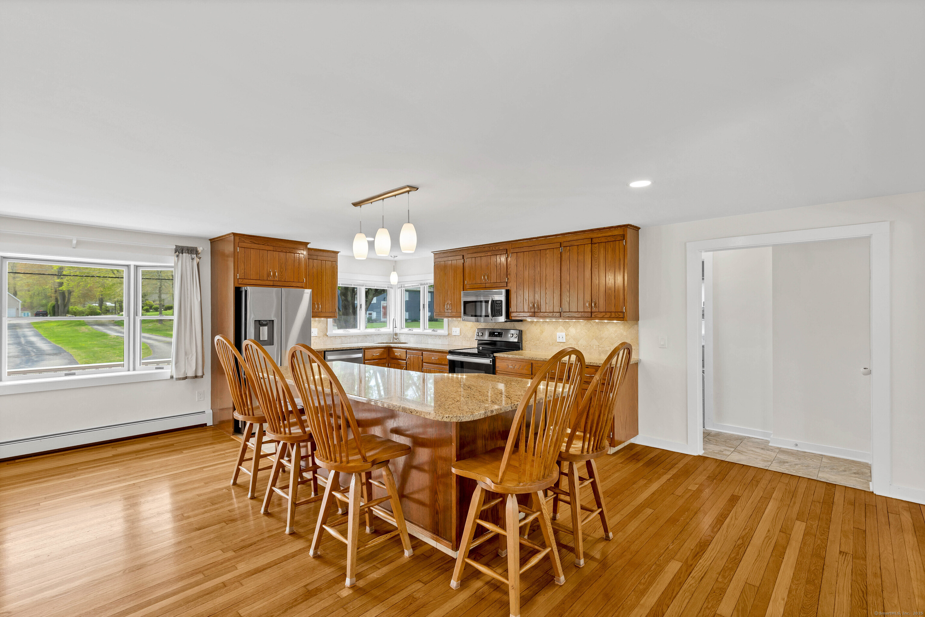 7 Old Black Point Road, East Lyme, Connecticut image 5