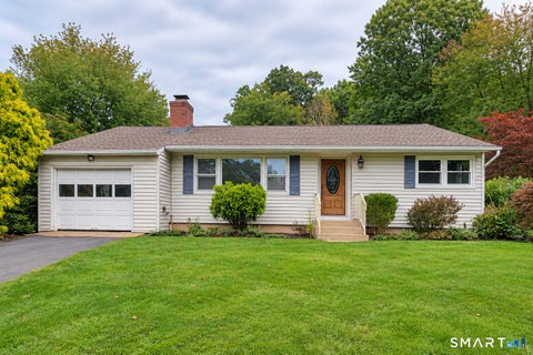Homes For Rent - 54 Halsey Drive<br/> New Haven County, Wallingford, CT 06492
