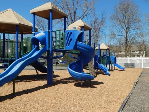 Tiny photo for 75 Willow Springs #75, New Milford, CT 06776 (MLS # 24151053)