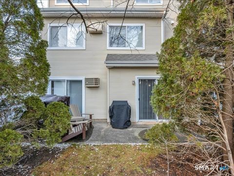 Tiny photo for 75 Willow Springs #75, New Milford, CT 06776 (MLS # 24151053)