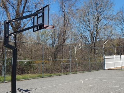 Tiny photo for 75 Willow Springs #75, New Milford, CT 06776 (MLS # 24151053)