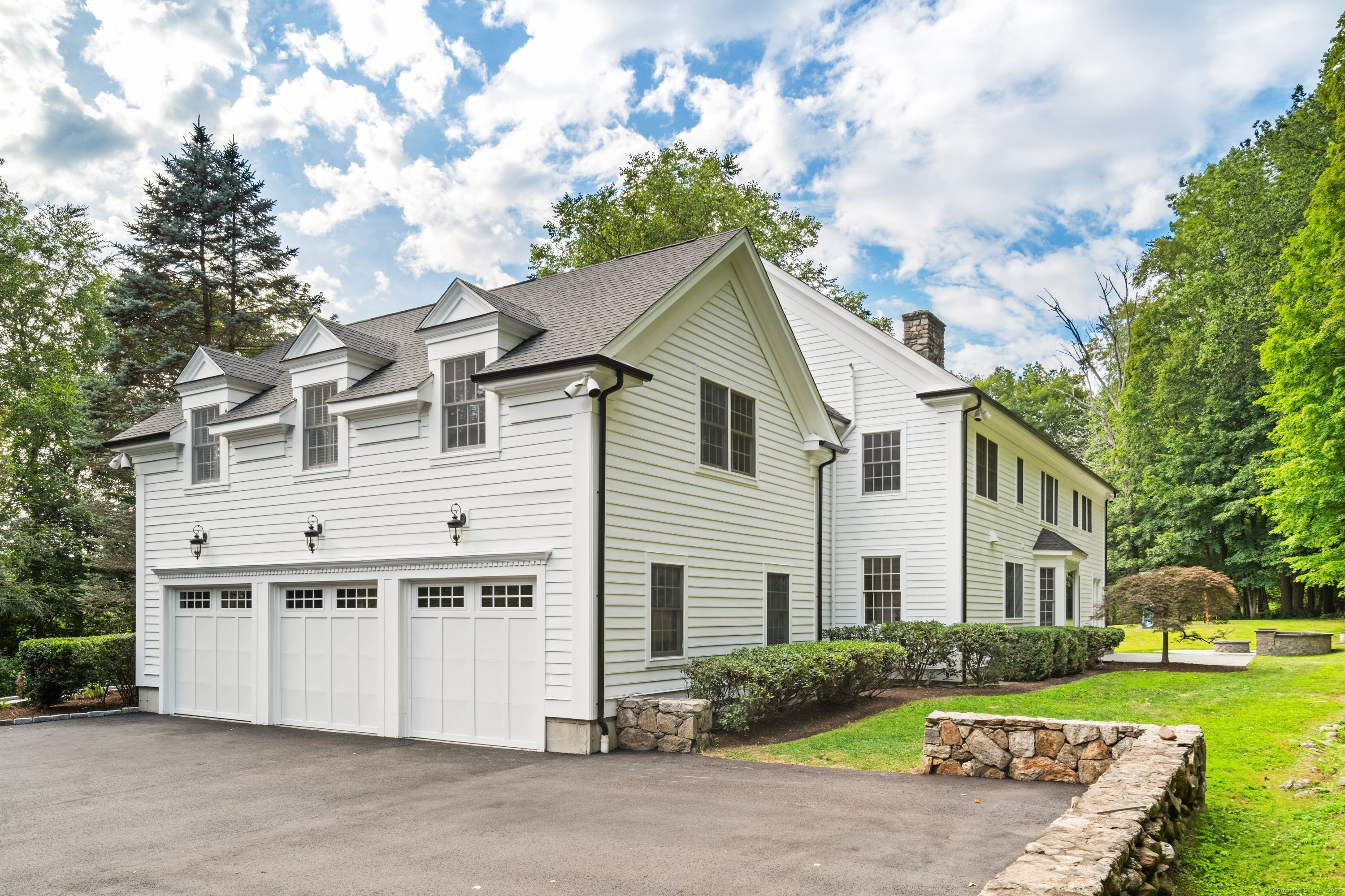 45 Riverside Lane