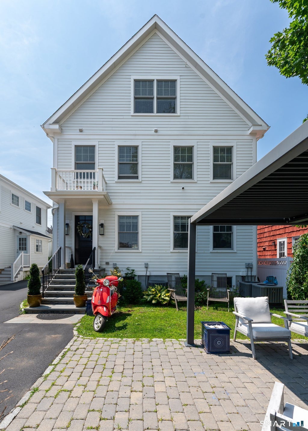 Photo of 994 Shippan Avenue #B, Stamford, CT 06902 (MLS # 24194947)