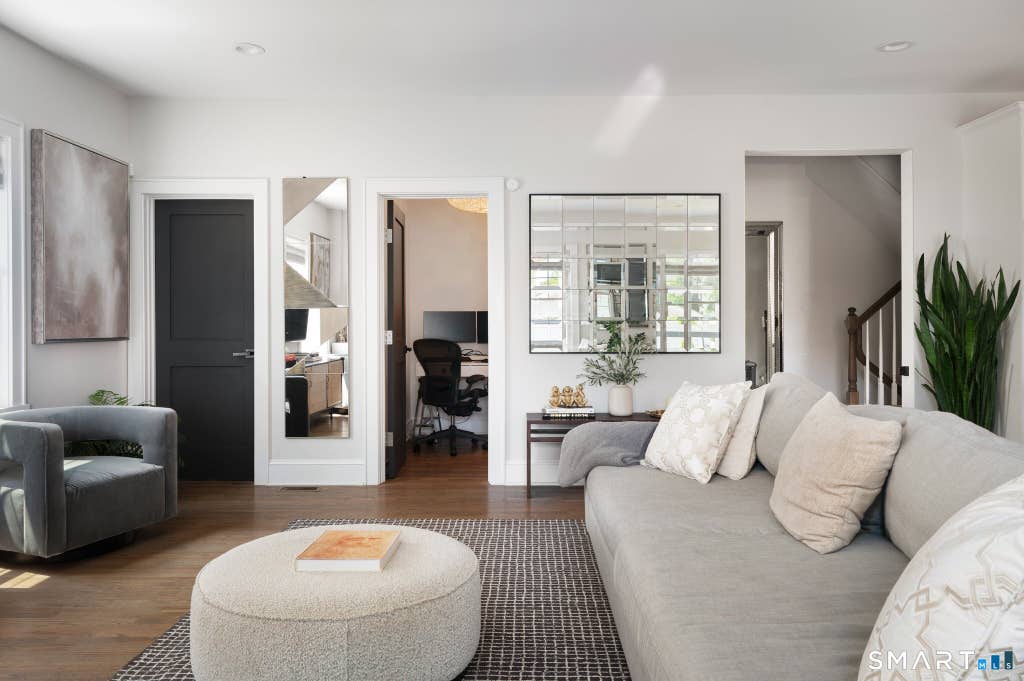 Photo of 994 Shippan Avenue #B, Stamford, CT 06902 (MLS # 24194947)
