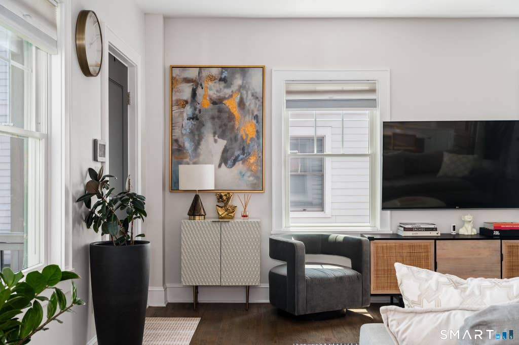 Photo of 994 Shippan Avenue #B, Stamford, CT 06902 (MLS # 24194947)