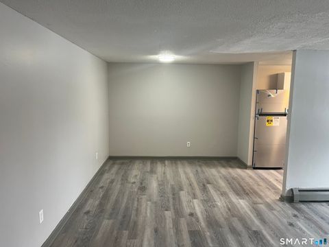 Tiny photo for 32 Cook Avenue #B21, Meriden, CT 06451 (MLS # 24153972)