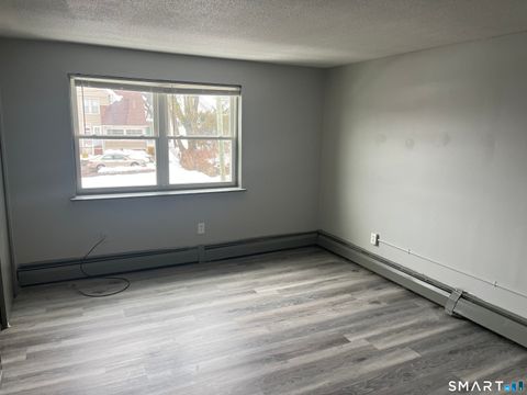 Tiny photo for 32 Cook Avenue #B21, Meriden, CT 06451 (MLS # 24153972)