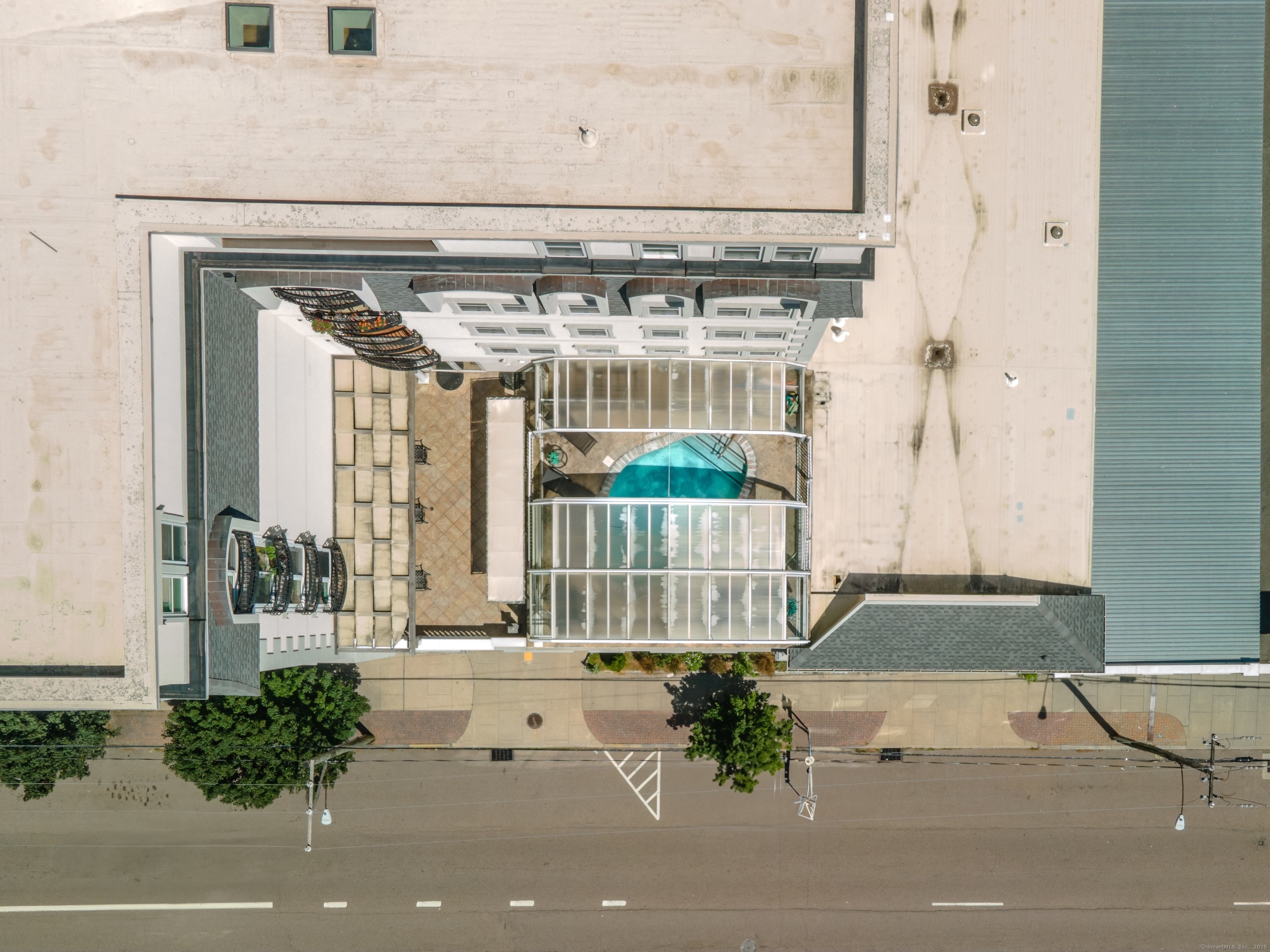 461 Bank Street 708