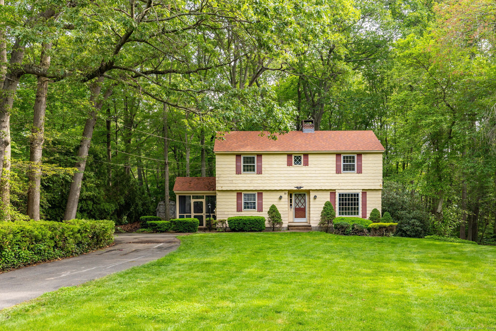 10 Laurel Glen Drive