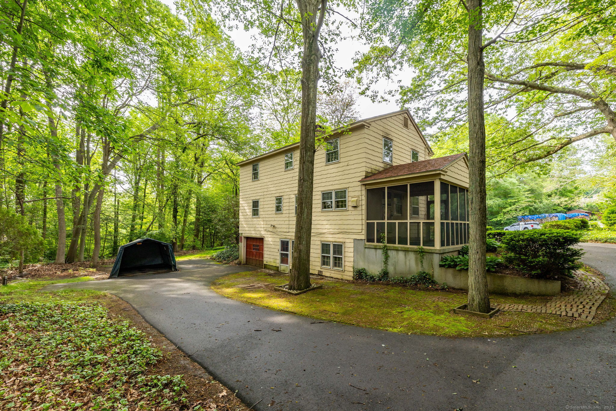 10 Laurel Glen Drive