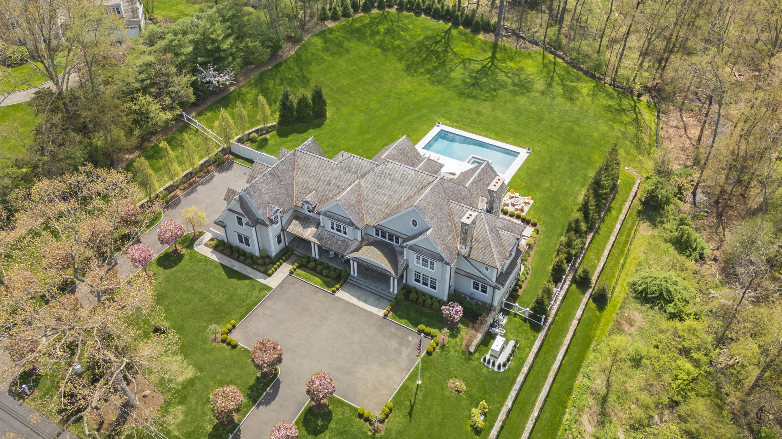 Photo 1 of 198 W Hills Road, New Canaan, Connecticut, $5,995,000, Web #: 24008838