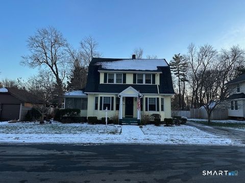 Photo of 1 Fernwood Street, Wethersfield, CT 06109 (MLS # 24155897)