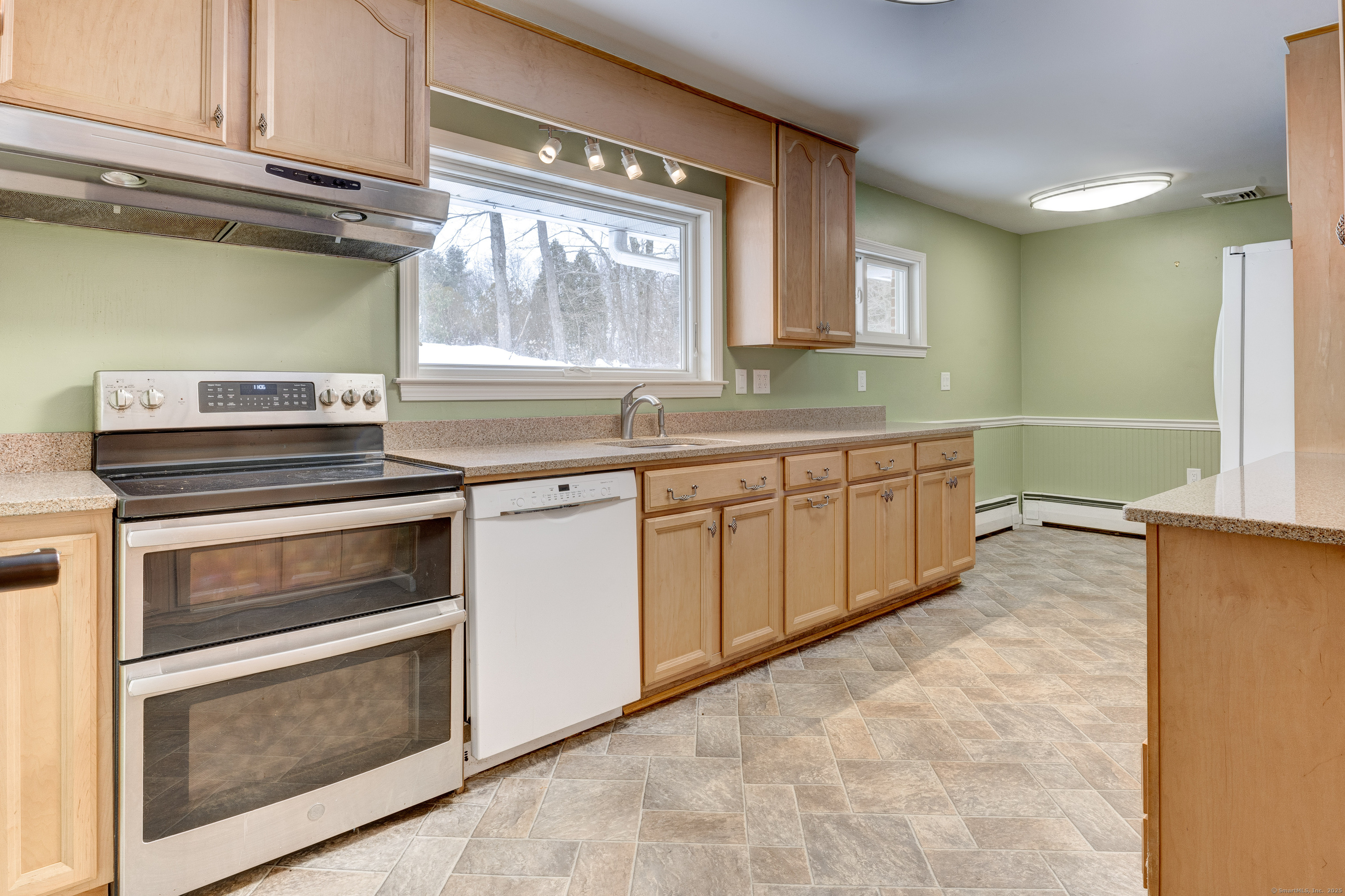 92 Indian Trail, Bristol, Connecticut image 13