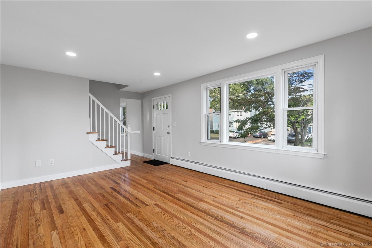 22 Hillside Avenue