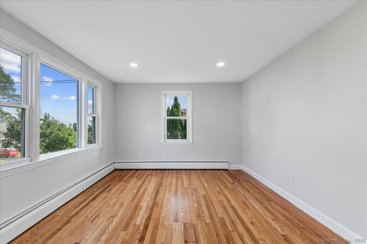 22 Hillside Avenue