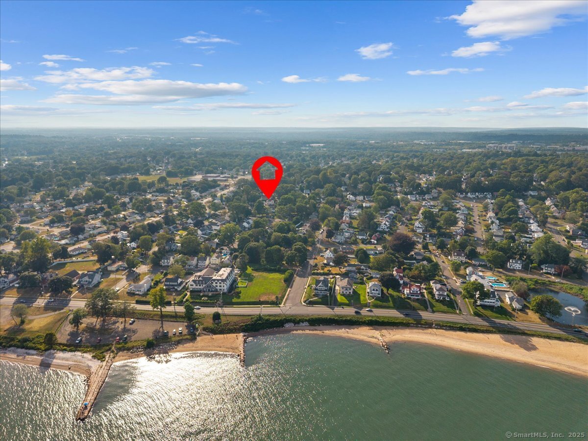 22 Hillside Avenue