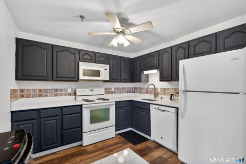 Tiny photo for 21 Putter Drive #21, Wallingford, CT 06492 (MLS # 24156982)