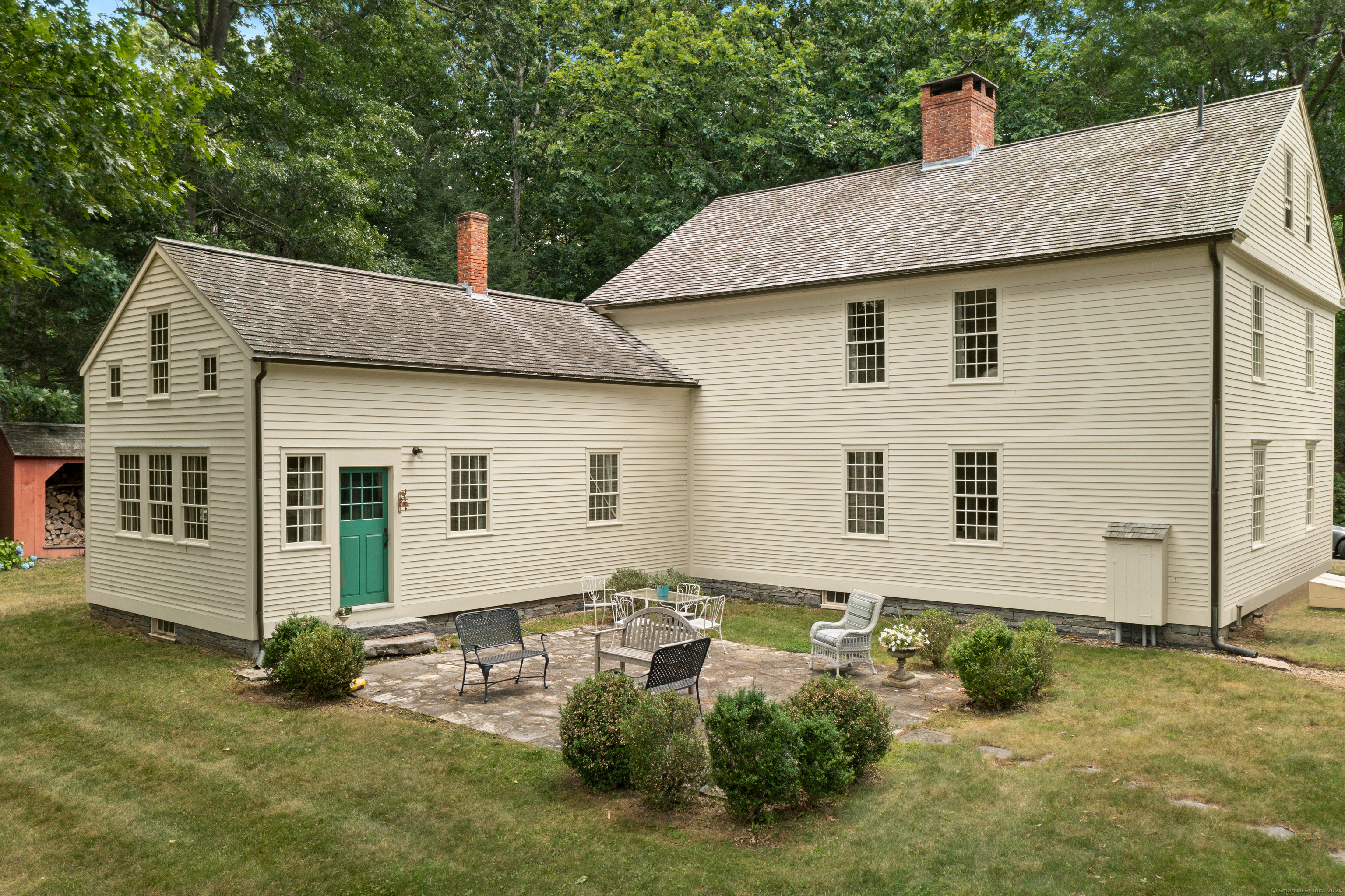 Photo 9 of 40 of 43 Cove Road house