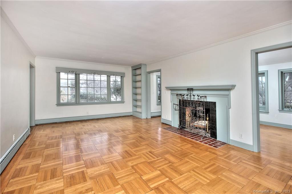 Photo 3 of 39 of 1125 Oldfield Road house