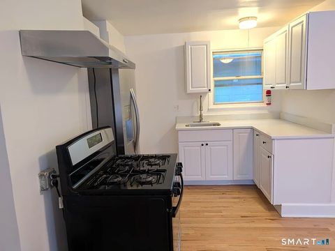 Tiny photo for 64 Liberty Street #2nd Floor, New Haven, CT 06519 (MLS # 24149909)