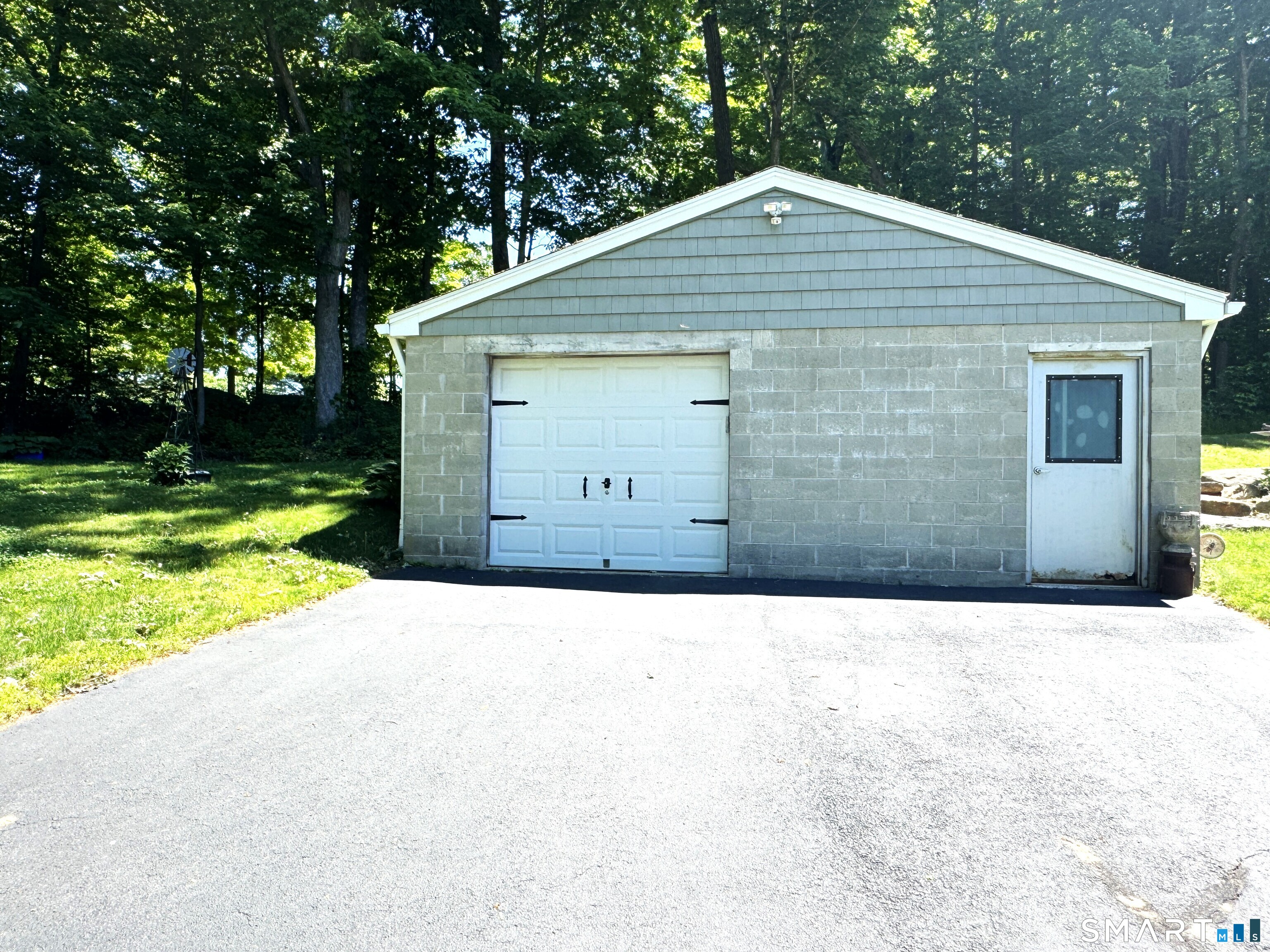 290 Ference Road