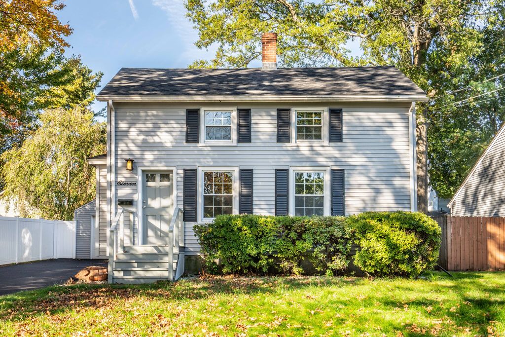 Photo of 11 Eleanor Place, Newington, CT 06111 (MLS # 24134252)