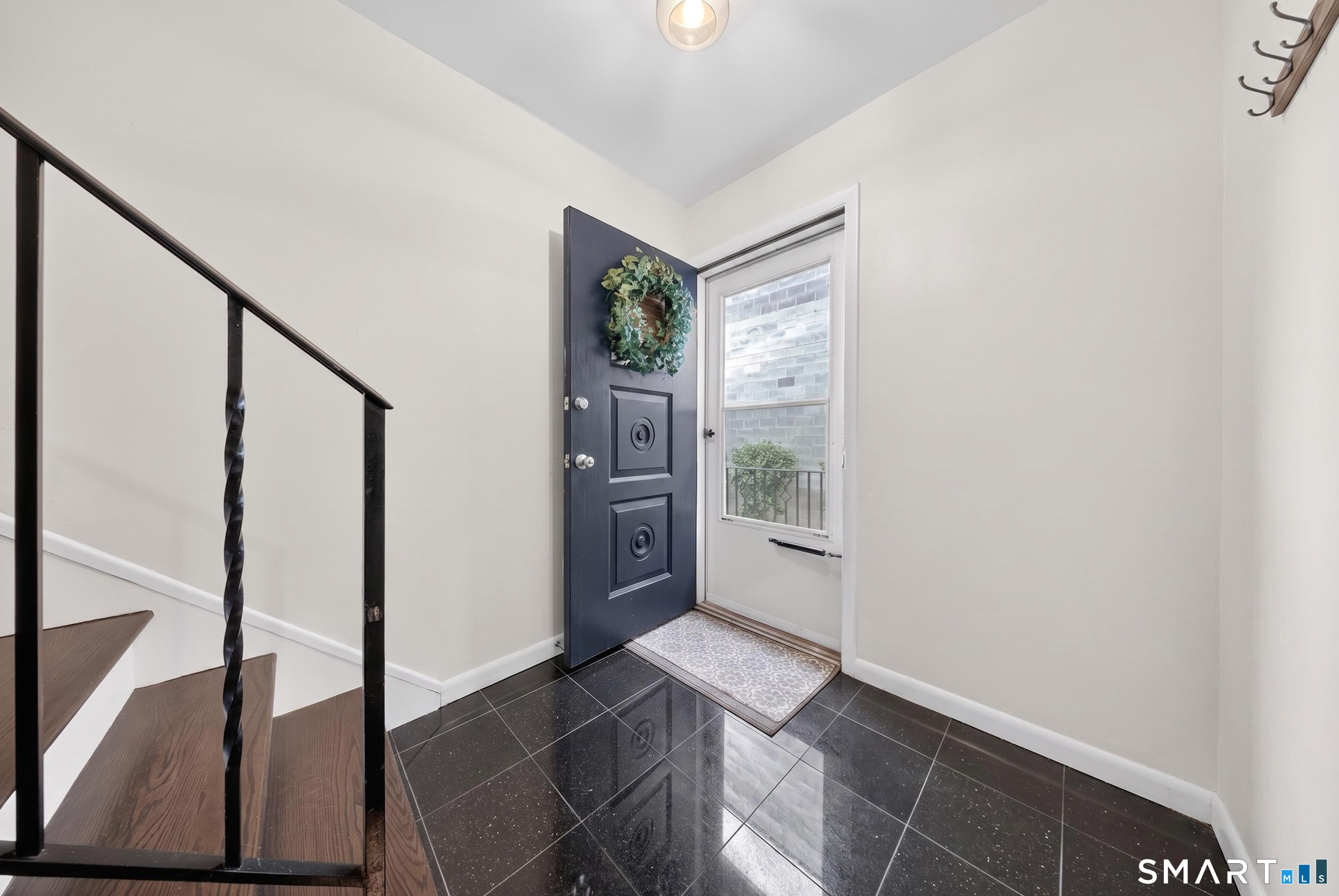 26 Highview Avenue B