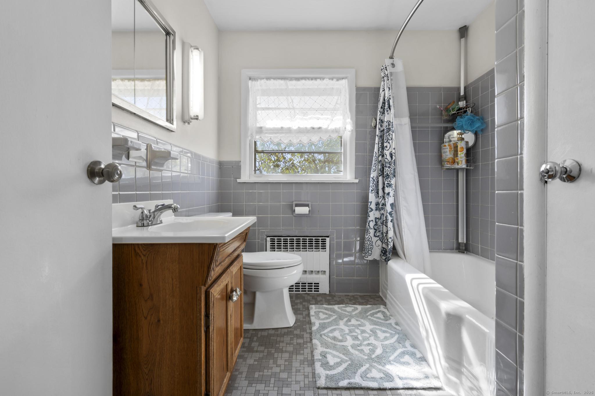 440 Frost Road, Waterbury, Connecticut image 27