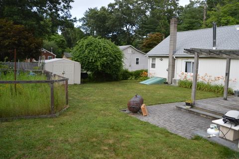 A home in Southbury