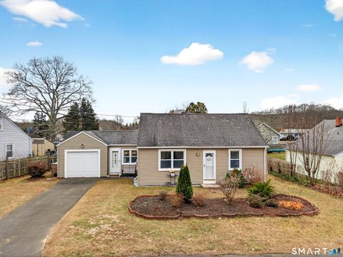 6 Slocum Drive East Lyme CT 06357