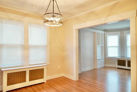 Tiny photo for 39 Pardee Place, New Haven, CT 06515 (MLS # 24162073)