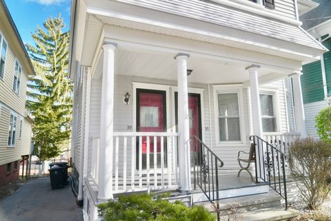 Tiny photo for 39 Pardee Place, New Haven, CT 06515 (MLS # 24162073)