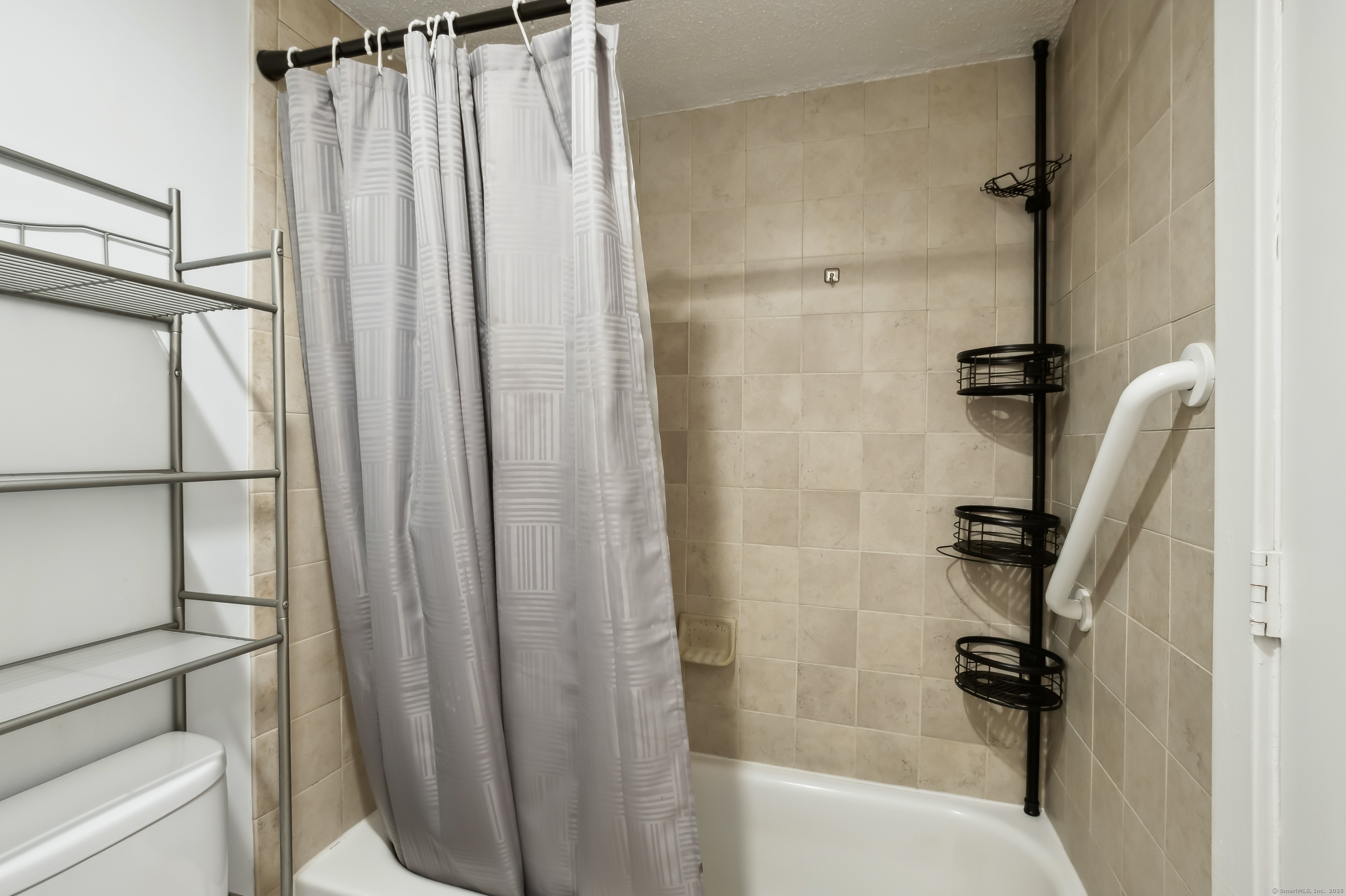 67 Brookwood Drive #APT B, Rocky Hill, Connecticut image 17