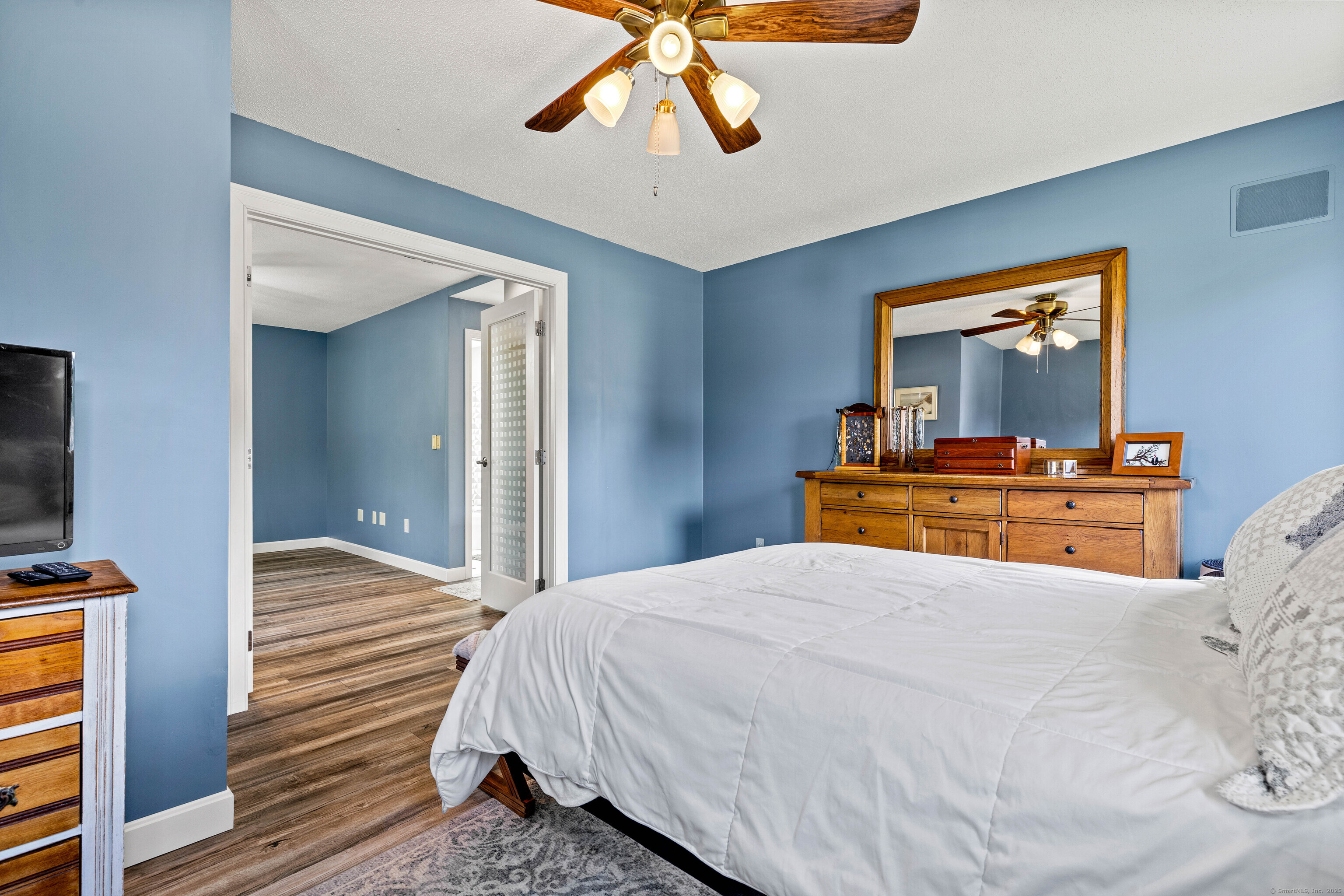 4 Hesford Drive, Stonington, Connecticut image 13