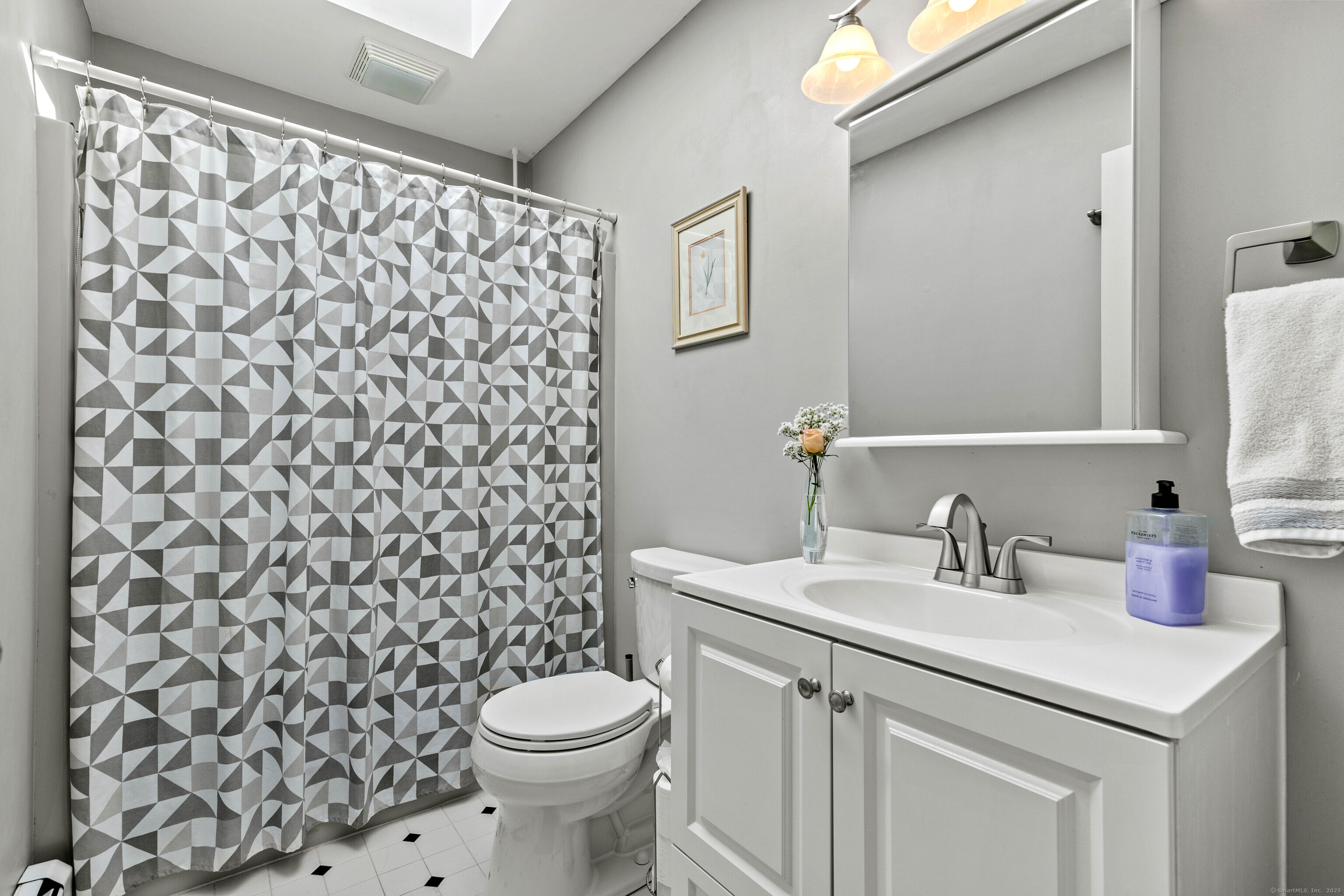 4 Hesford Drive, Stonington, Connecticut image 17