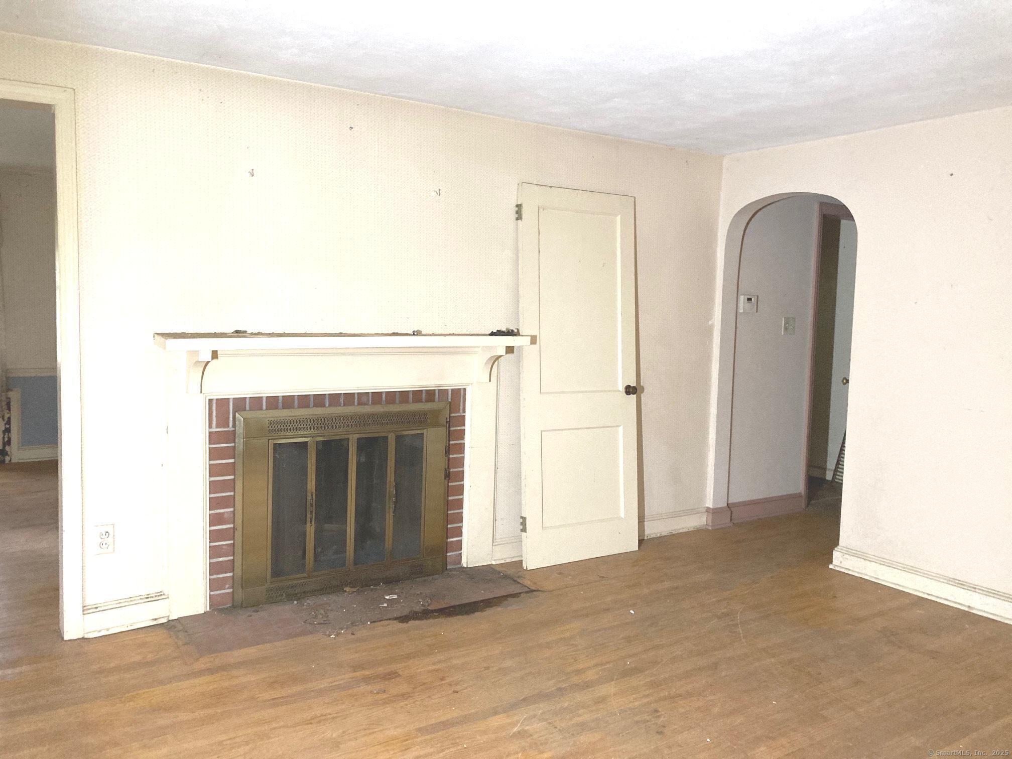 537 Bushy Hill Road