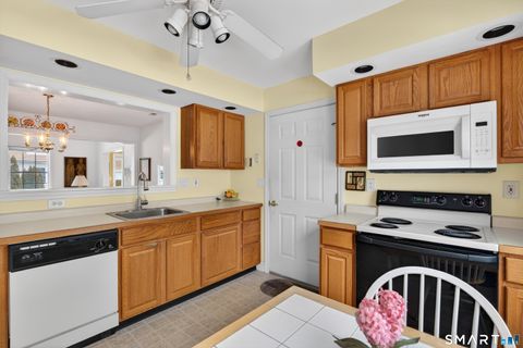 Tiny photo for 16 Silverbrook Lane #16, Clinton, CT 06413 (MLS # 24155312)