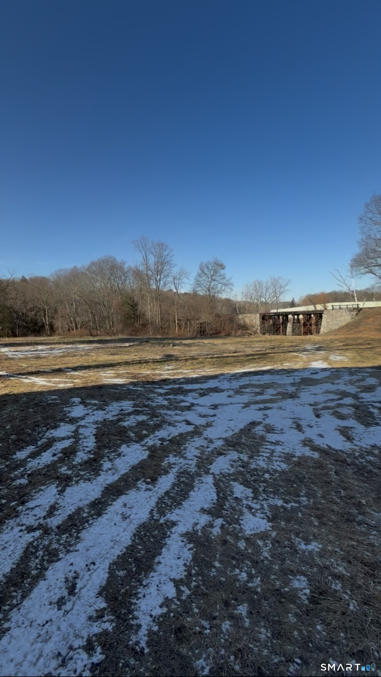 144 South Riverside Avenue