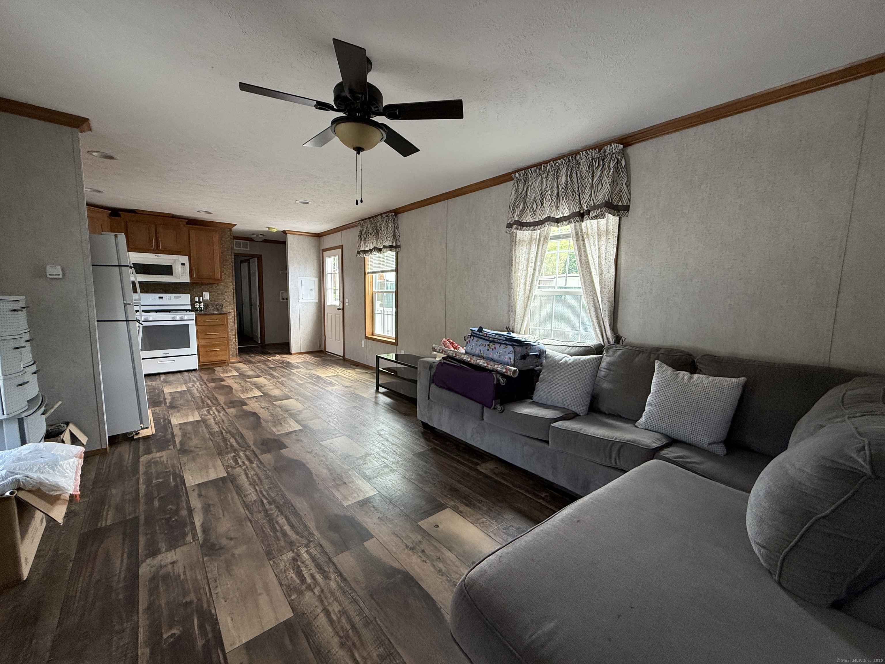 1402 Waterbury Road 1