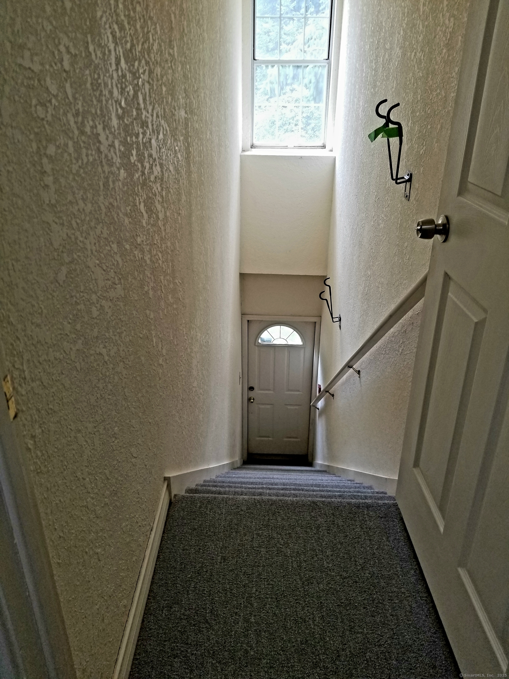 East Hartford, Connecticut 06118, United States, 2 Bedrooms Bedrooms, ,2 BathroomsBathrooms,Residential,Active,169417