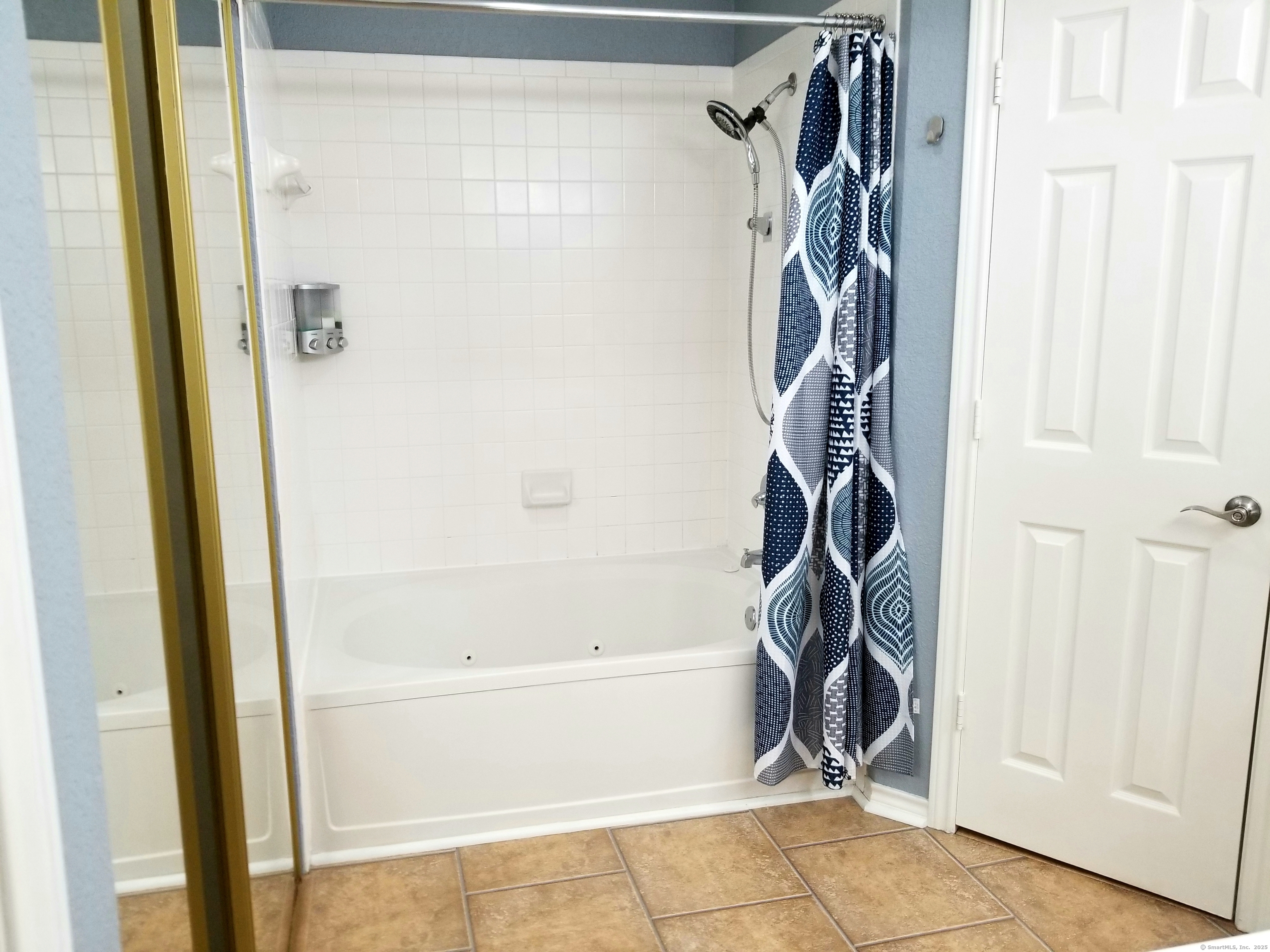 East Hartford, Connecticut 06118, United States, 2 Bedrooms Bedrooms, ,2 BathroomsBathrooms,Residential,Active,169417