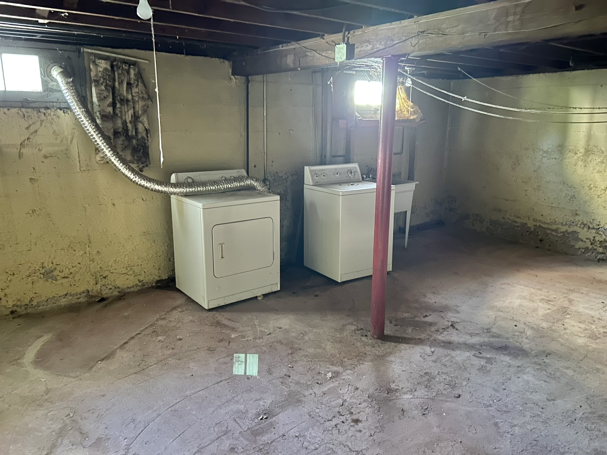 69 Edgemere Avenue, West Hartford, Connecticut image 24