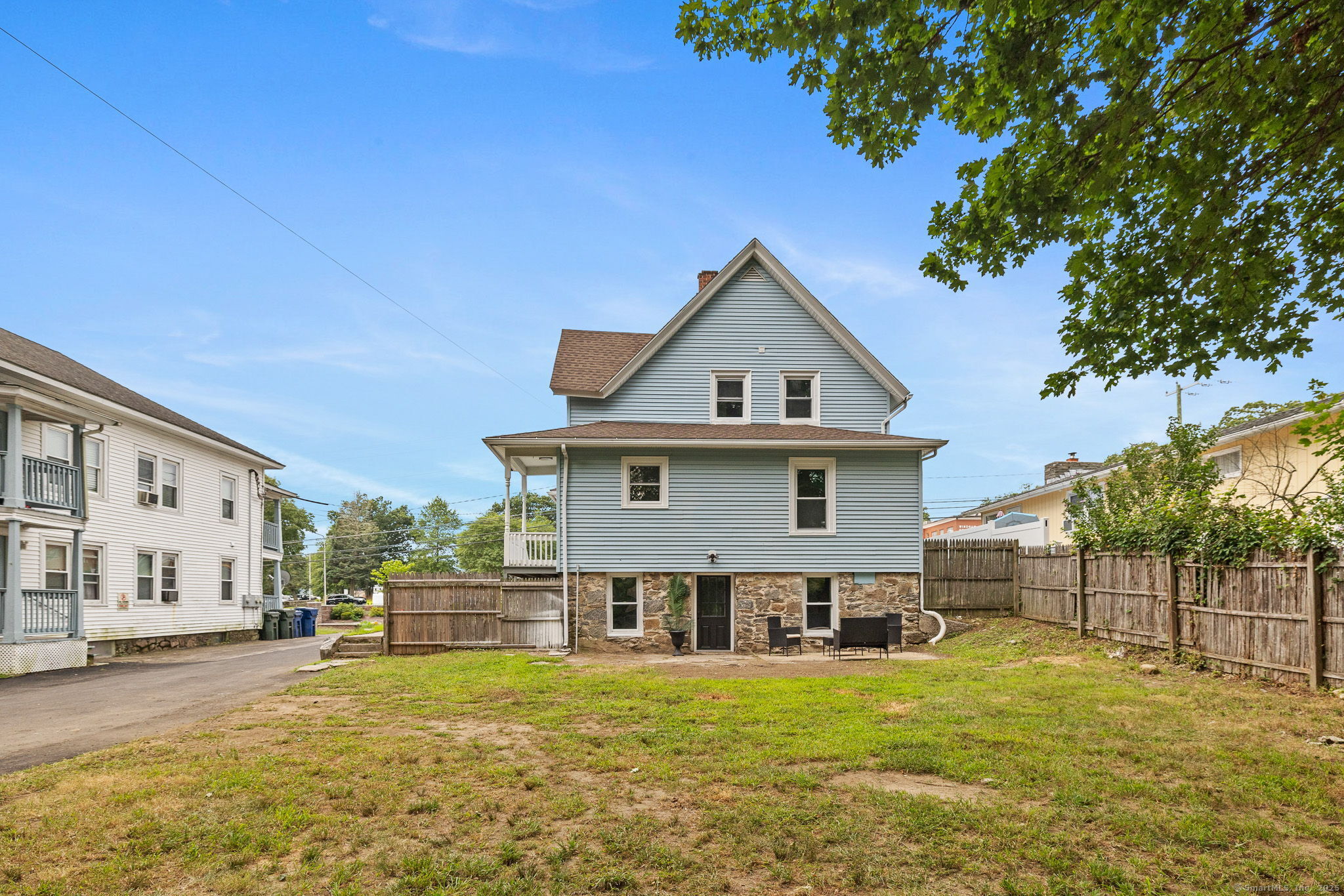 101 Mansfield Avenue