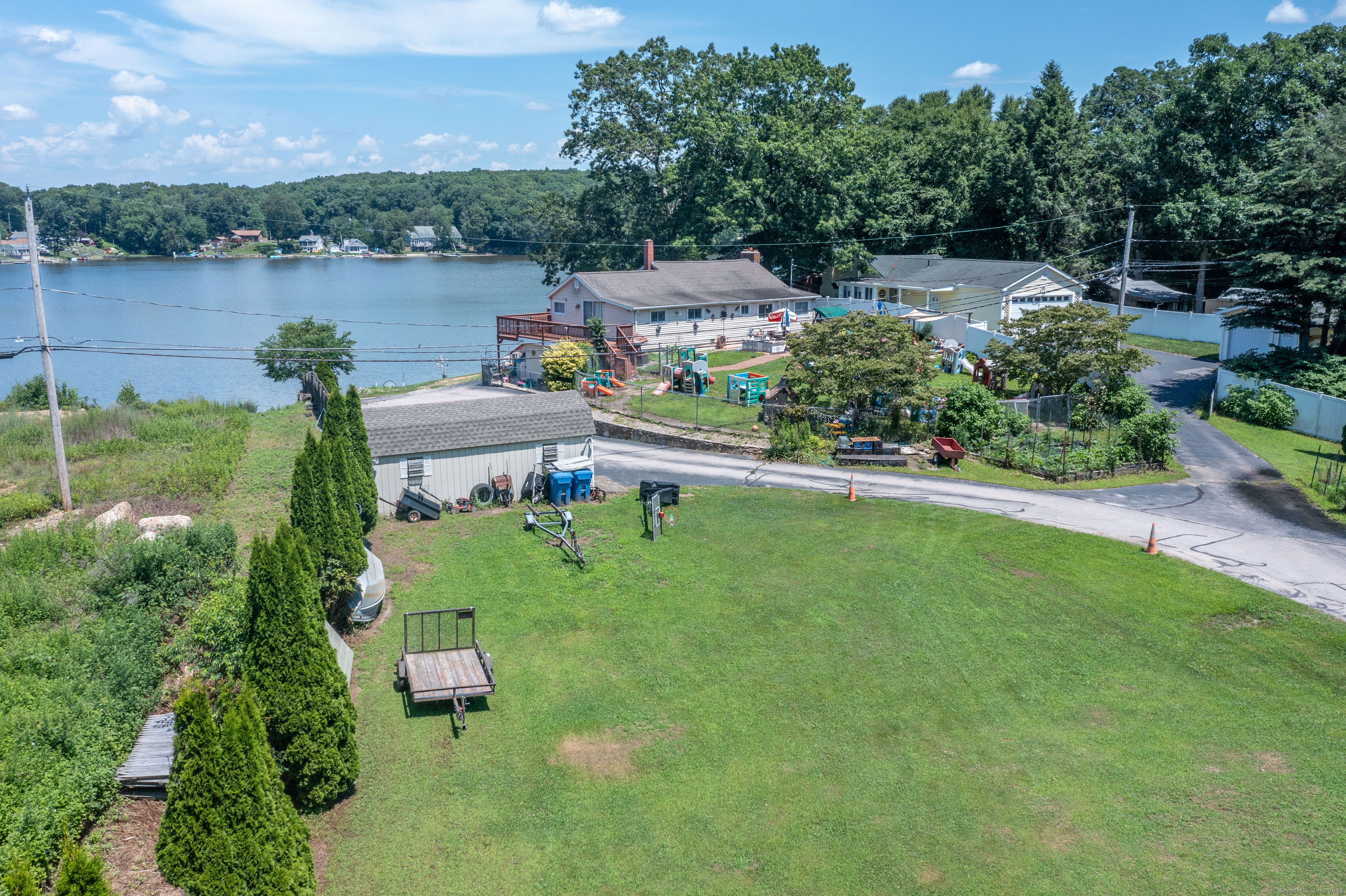 44 Laurel Point Drive, Montville, Connecticut image 4