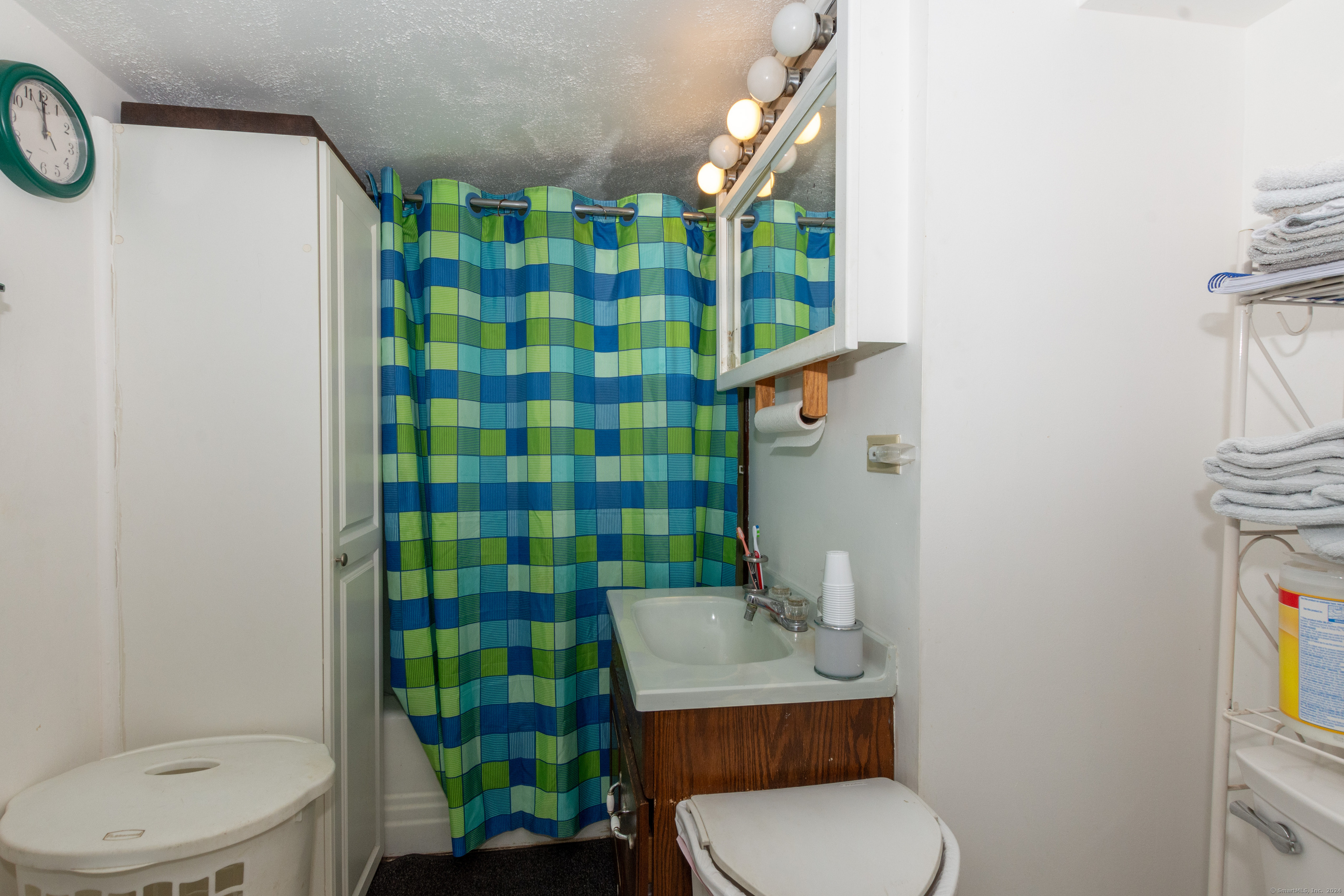 44 Laurel Point Drive, Montville, Connecticut image 27