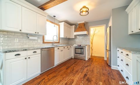 Tiny photo for 1 Ryans Way, Burlington, CT 06013 (MLS # 24169952)